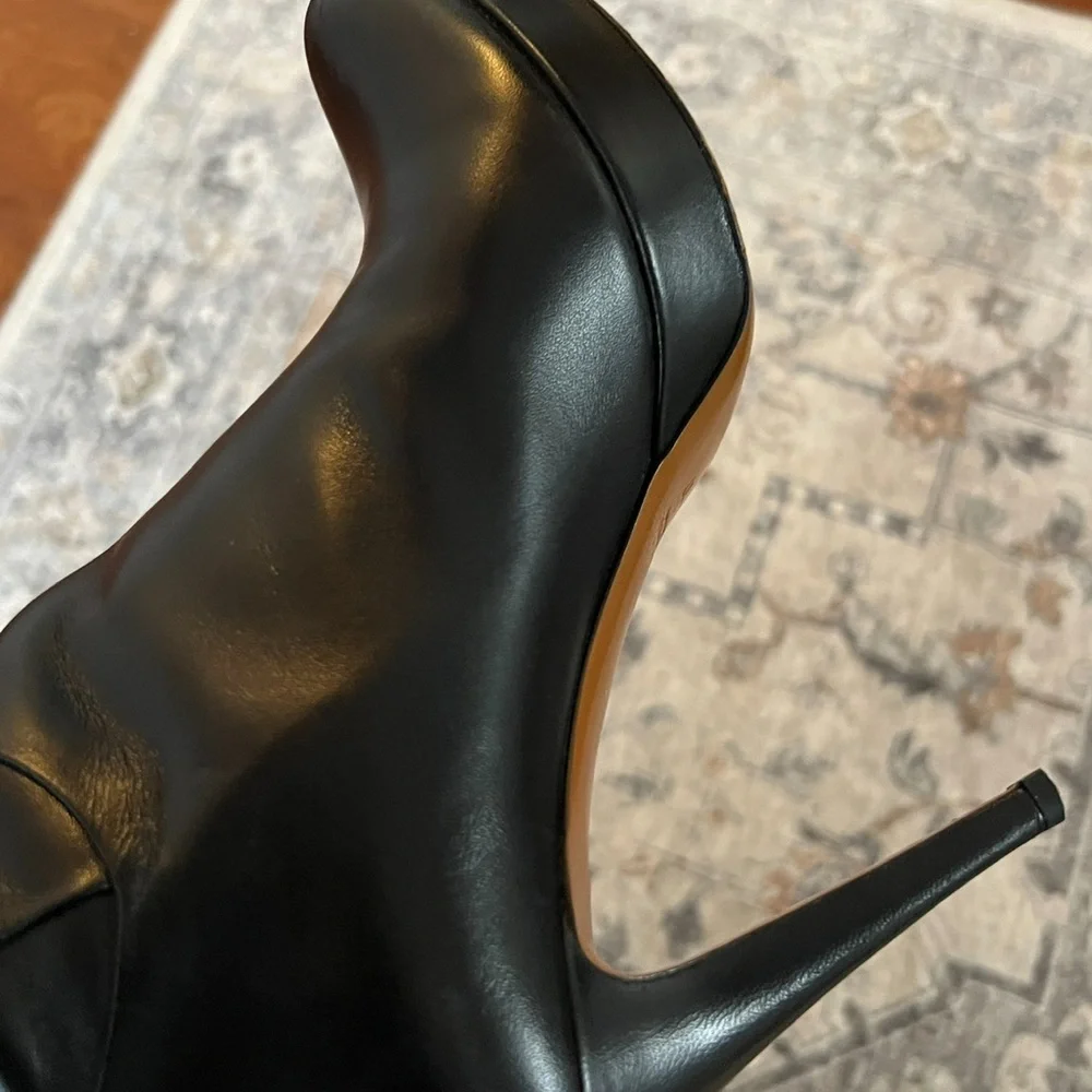 Gucci Knee High Tassel Boot EU 37  US 7Black Leather High Heel Platform - Picture 5 of 16